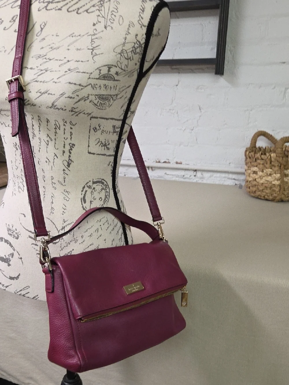 Kate Spade Lelia Med  Pebbled Leather Shoulder Or Crossbody Dark Plum/ Magenta